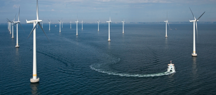 Offshore-Windpark Lillgrund im Öresund zwischen Malmö und Kopenhagen / Offshore wind farm Lillgrund in the Øresund between Malmö and Copenhagen